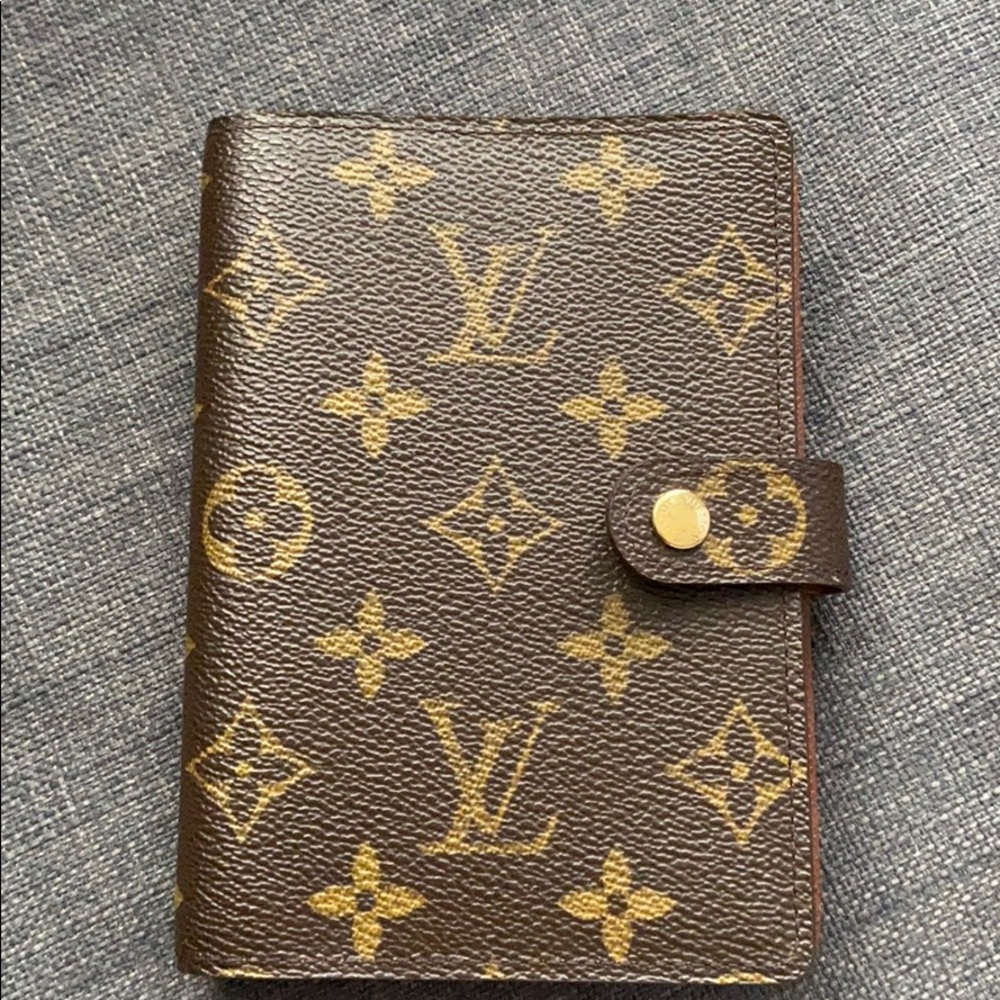 Louis Vuitton PM Agenda